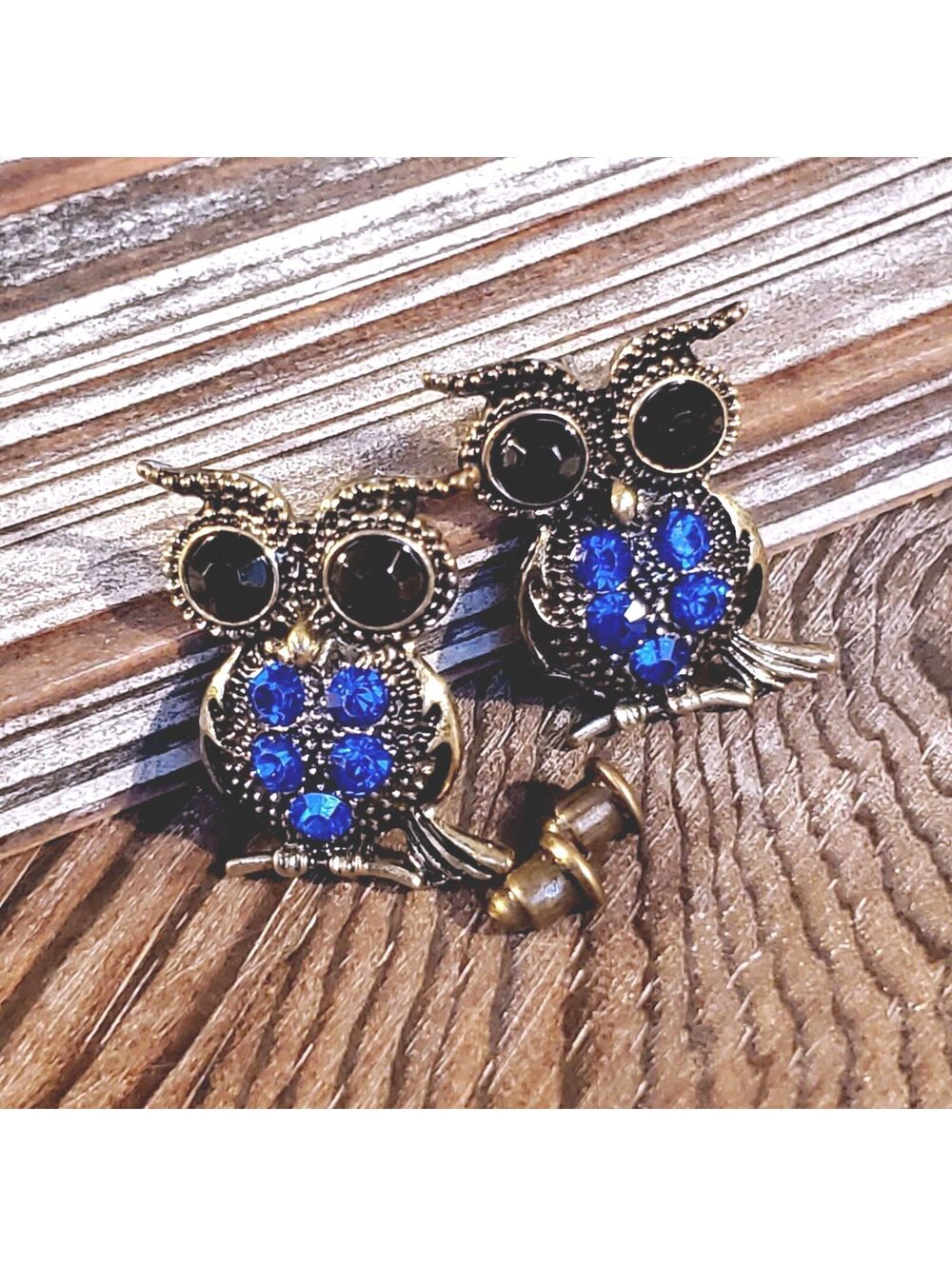 Angry Owl Bronze Vintage 90s Y2K New Crystal Stud Earrings Cobalt Blue